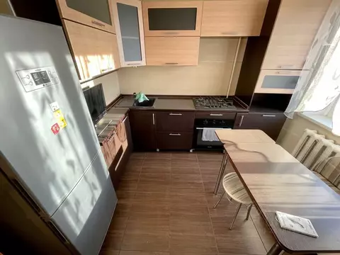 2-к кв. Коми, Ухта ул. Куратова, 2 (53.0 м)