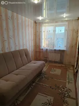 2-комнатная квартира: Ирбит, улица Александра Матросова, 12 (44 м)