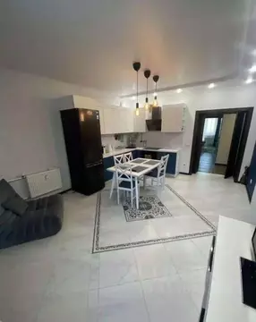 2-к кв. Тюменская область, Тюмень ул. Мельникайте, 144к1 (65.0 м)