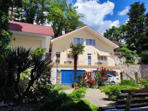 Комната Крым, Алупка спуск Крутой, 10