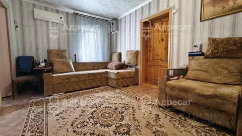 Дом в Волгоградская область, Волгоград Саранская ул. (121 м)