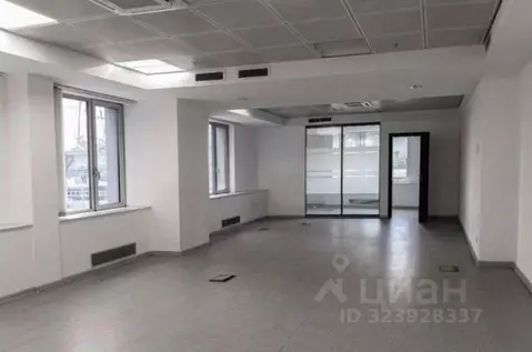 Офис в Москва ул. Ивана Франко, 8 (293 м)