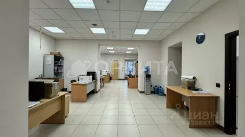 Офис в Тюменская область, Тюмень Холодильная ул., 138 (120 м)