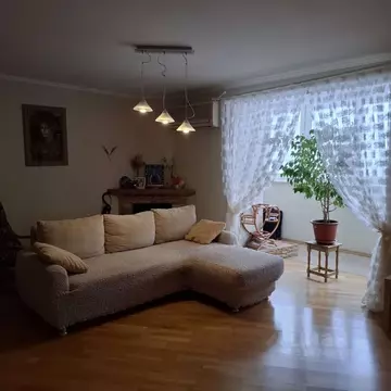 4-к кв. Самарская область, Самара просп. Кирова, 320 (123.0 м)