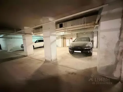 Гараж в Нижегородская область, Нижний Новгород ул. Германа Лопатина, ...