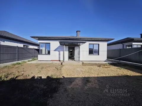 Дом в Крым, Сакский район, Ореховское с/пос, с. Михайловка пер. ...