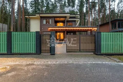 Дом в Санкт-Петербург, Санкт-Петербург, Зеленогорск Курортная ул., ...