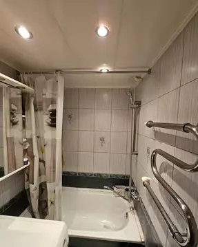 2-к кв. Белгородская область, Старый Оскол Весенний мкр, 3 (47.0 м)