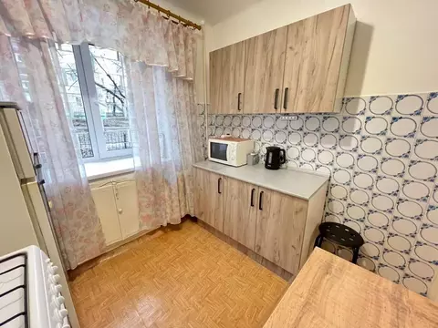 3-к кв. Башкортостан, Уфа просп. Октября, 37/2 (44.0 м)