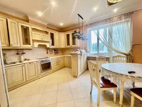 3-к кв. Санкт-Петербург Гранитная ул., 54к3 (103.0 м)