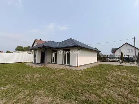 Дом в Калининградская область, Гурьевский муниципальный округ, пос. ...