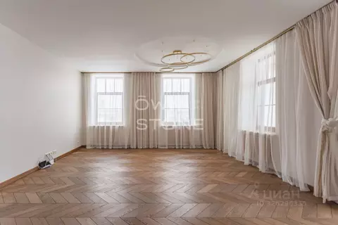 4-к кв. Москва Малая Бронная ул., 14 (180.0 м)