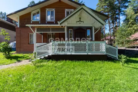 Дом в Иркутская область, Иркутский муниципальный округ, с. Пивовариха ...