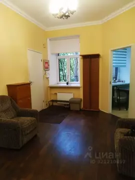 2-к кв. Санкт-Петербург Большая Московская ул., 11 (90.0 м)