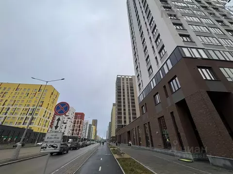 Торговая площадь в Свердловская область, Екатеринбург ул. Академика ...