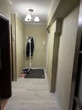 Продается 2-комнатная квартира