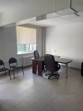 Офис в Тюменская область, Тюмень ул. Александра Логунова, 16А (37 м)