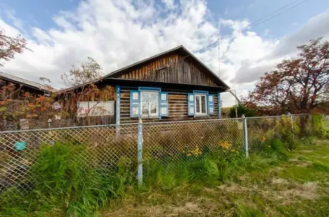 Дом в Курганская область, Далматовский муниципальный округ, д. ...