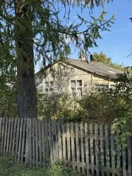 Дом в Ленинградская область, Гатчинский муниципальный округ, д. Малая ...