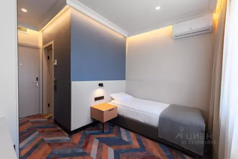 Комната Москва ул. Усачева, 35С1 (13.0 м)