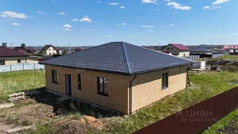 Дом в Татарстан, Тукаевский район, д. Азьмушкино, Подсолнухи мкр ул. ...
