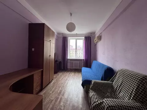 3-к кв. Волгоградская область, Волгоград Коммунистическая ул., 9 (78.3 ...