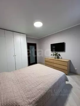 2-к кв. Тюменская область, Тюмень Заречный проезд, 39к2 (63.3 м)