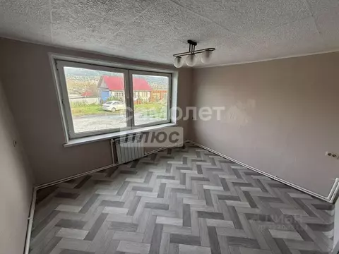 Дом в Челябинская область, Миасс Красноуральская ул. (40 м)