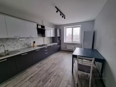 2-к кв. Волгоградская область, Волгоград ул. Глазкова, 23 (70.3 м)