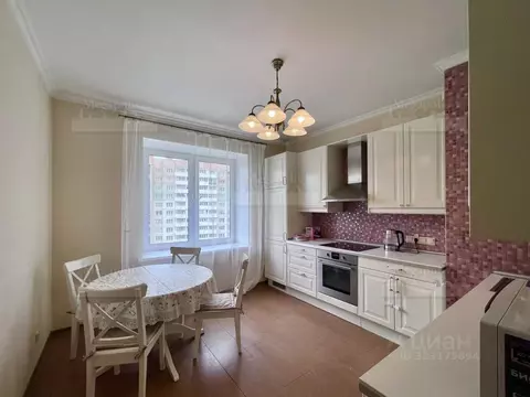 2-к кв. Санкт-Петербург просп. Космонавтов, 65к2 (72.0 м)