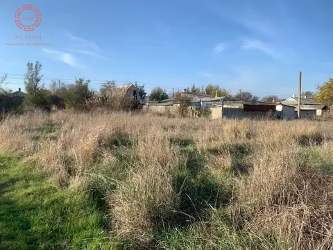 Участок в Крым, Ленинский район, Заветненское с/пос, с. Заветное ул. ...