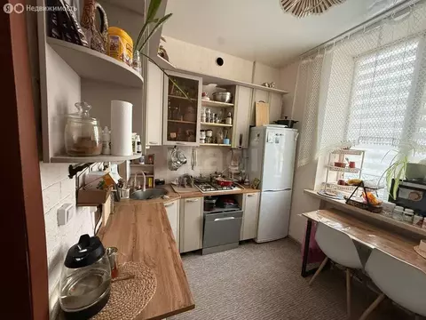 3-комнатная квартира: Златоуст, улица Карла Маркса, 20 (72.9 м)