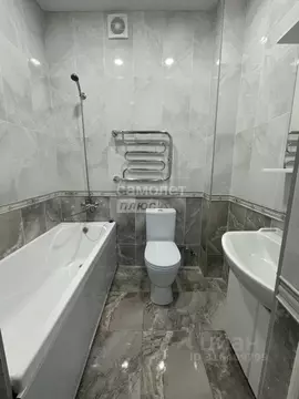 2-к кв. Кабардино-Балкария, Нальчик ул. Солнечная, 10к5 (68.0 м)