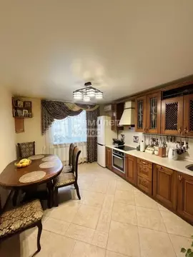 3-к кв. Воронежская область, Воронеж ул. Антонова-Овсеенко, 29 (83.2 ...