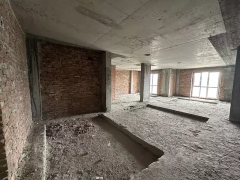 2-к кв. Северная Осетия, Владикавказ просп. Коста, 83 (110.0 м)