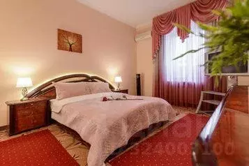 2-к кв. Москва Большая Садовая ул., 1 (89.0 м)