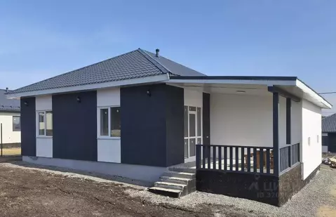 Дом в Свердловская область, Сысертский муниципальный округ, с. ...