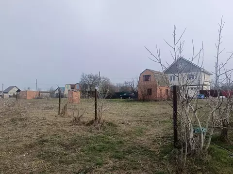 Участок в Краснодарский край, Ейское городское поселение, пос. ...