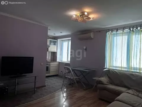 3-комнатная квартира: Симферополь, улица Крупской, 4 (57 м)