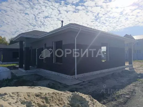 Дом в Тюменская область, Тюменский муниципальный округ, д. Ушакова ...