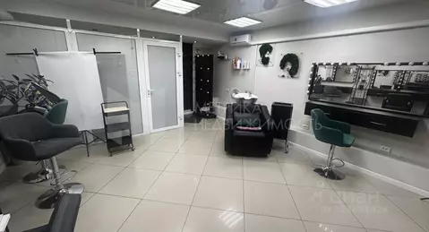 Помещение свободного назначения в Тюменская область, Тюмень ул. 50 лет ...