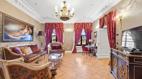 Офис в Санкт-Петербург Невский просп., 15 (447 м)