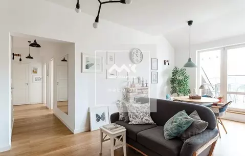 3-к кв. Санкт-Петербург Глухарская ул., 11К1 (70.0 м)