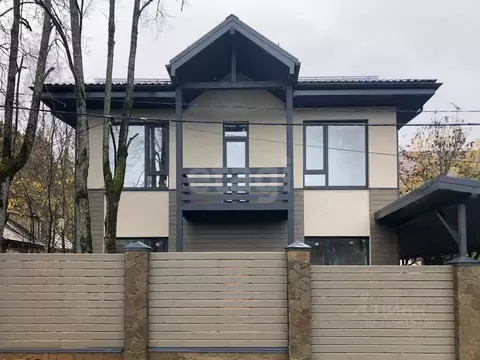 Дом в Московская область, Одинцовский городской округ, с. Жаворонки ...