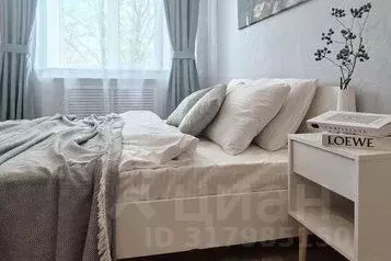 1-к кв. Башкортостан, Уфа ул. 50-летия Октября, 6/8 (47.0 м)