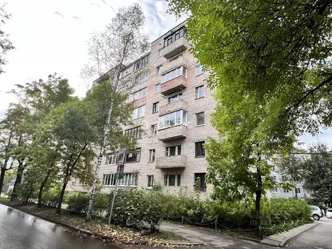 3-к кв. Ленинградская область, Гатчина ул. Хохлова, 2 (71.5 м)