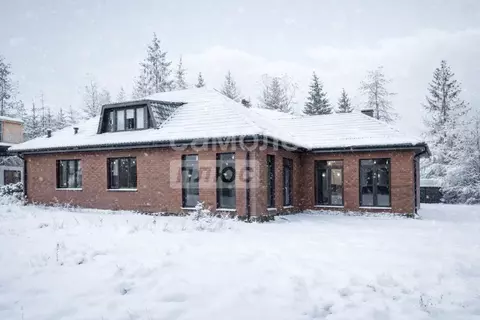 Коттедж в Московская область, Мытищи городской округ, д. Аксаково ул. ...