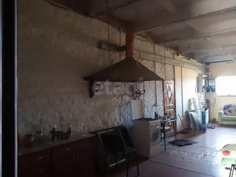 Дом в Саратовская область, Балашовский район, с. Большой Мелик ул. ...