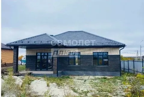 Дом в Курская область, Курский район, Моковский сельсовет, д. Духовец ...