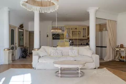 3-к кв. Санкт-Петербург Крестовский просп., 13 (100.0 м)